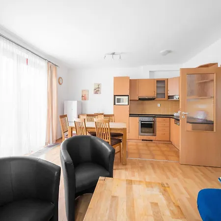 Lakeside Lipno Stay, Cleaning Included 펜션 리프노나드비타보브