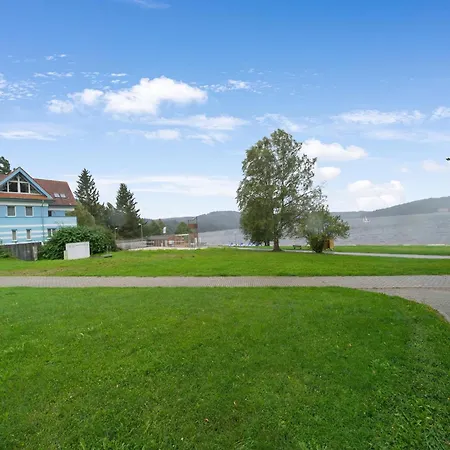 Lakeside Lipno Stay, Cleaning Included 펜션
